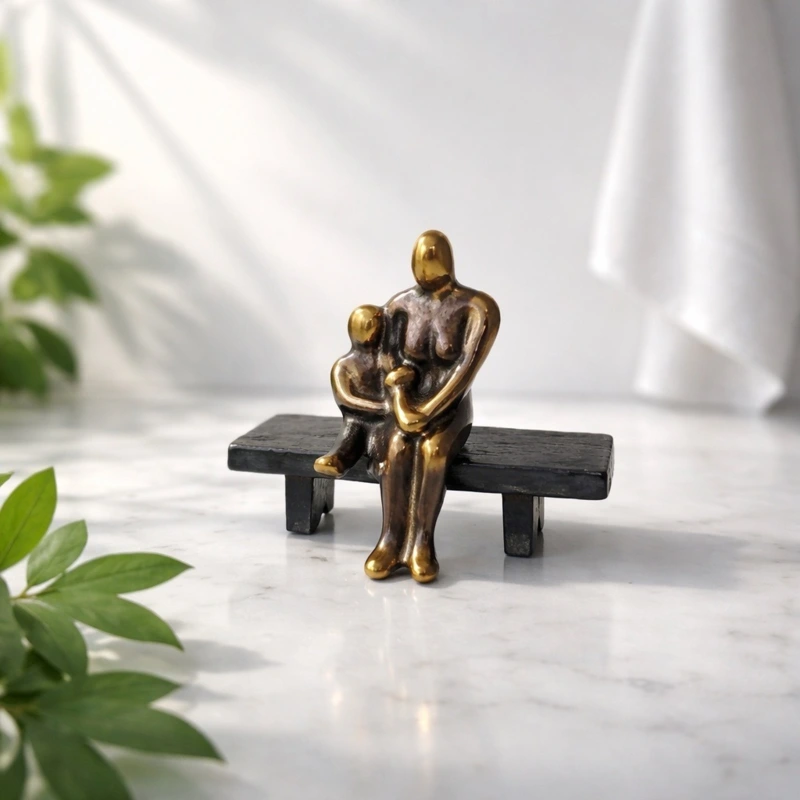 4 Bench Woman and child 9 cm