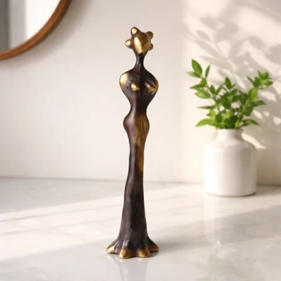 African lady 27,5 cm