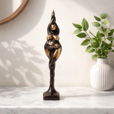 Girl with speed 24.5 cm